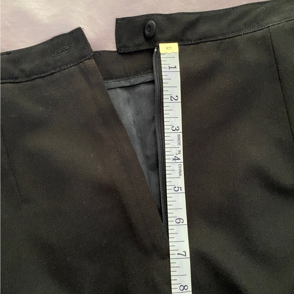 Ladies Black Skirt - Picture 2 of 6